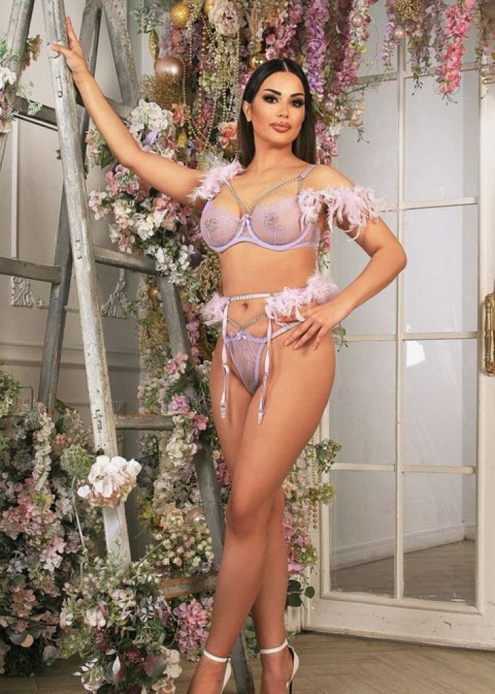 Индивидуалка Адель фото № 2 в городе Сосновый Бор