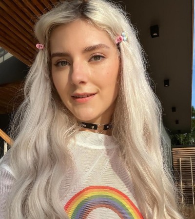 Яна, Г. Сосновый Бор