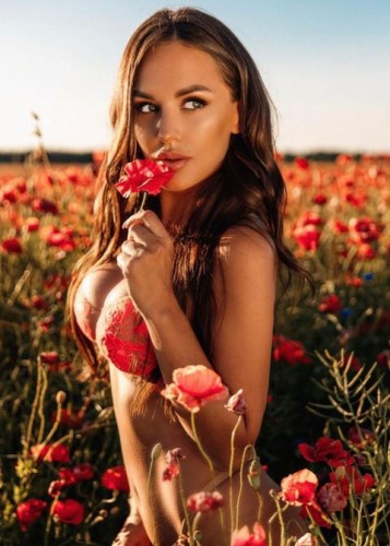 Аля, Г. Сосновый Бор